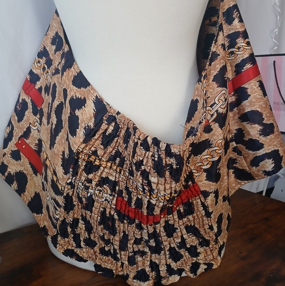 Ashley Stewart Animal Print Top with Chain Detail Size 4x - Picture 3 of 5
